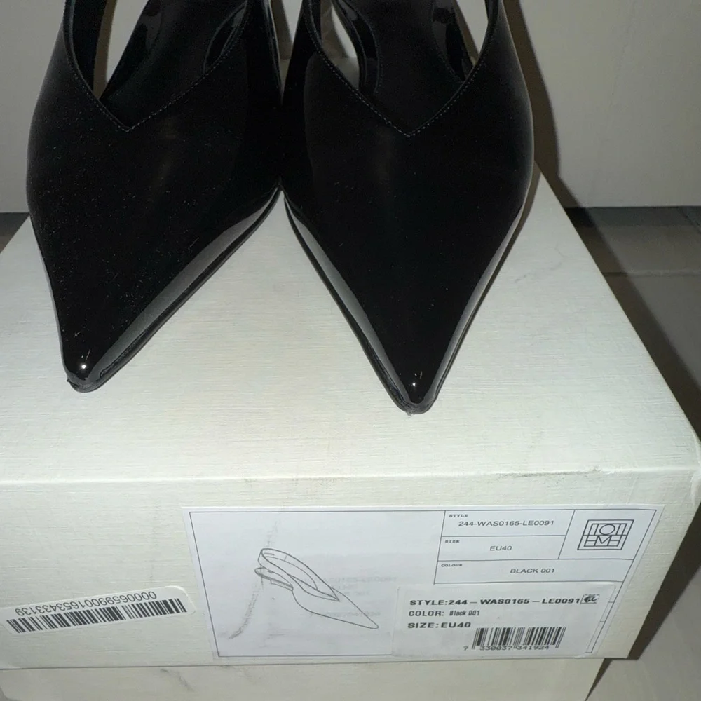 Toteme Wedge Slingback, 40, Black